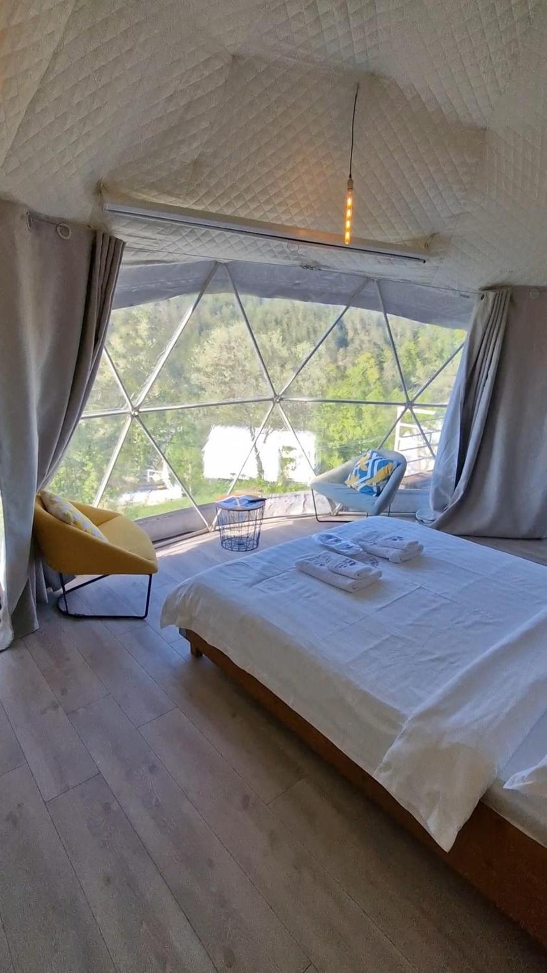 Glamping Georgia Krikhi Hotel Ambrolauri Eksteriør billede